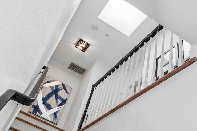 1005 Live Oak Terrace, Sunnyvale, CA 94086