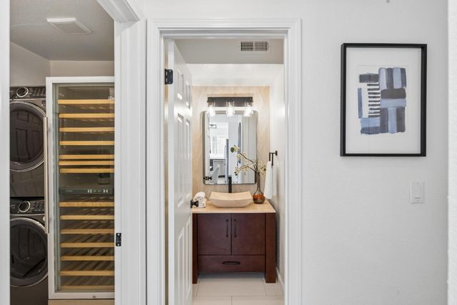 1005 Live Oak Terrace, Sunnyvale, CA 94086