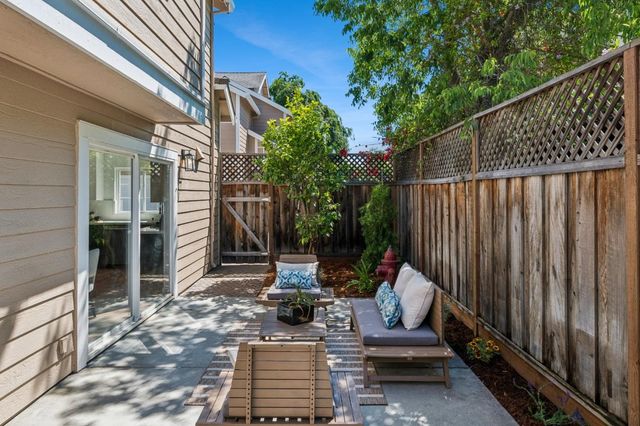 1005 Live Oak Terrace, Sunnyvale, CA 94086