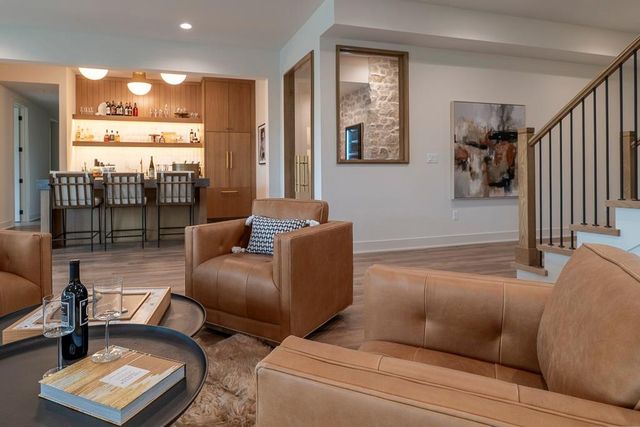 11540 S Deer Ridge Drive, Olathe, KS 66061