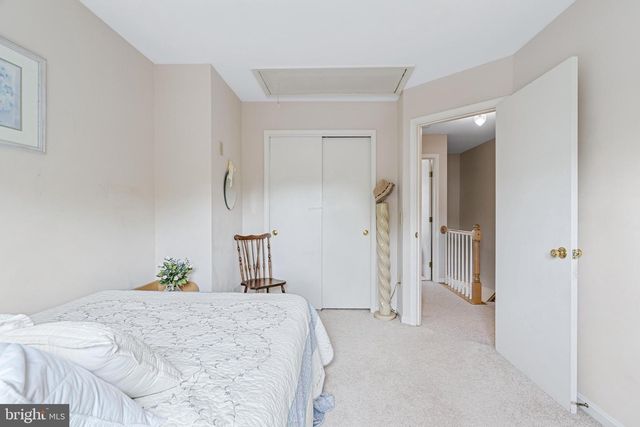 869 WATERFORD DR, Frederick, MD 21702