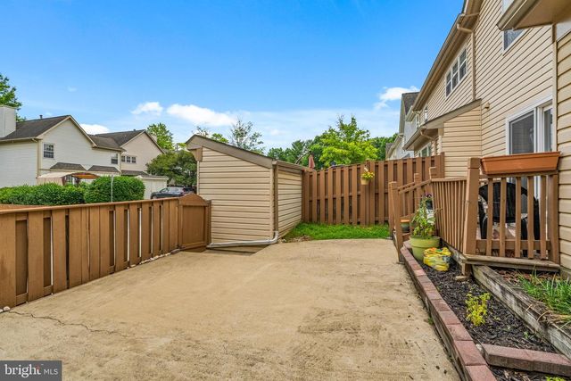 869 WATERFORD DR, Frederick, MD 21702