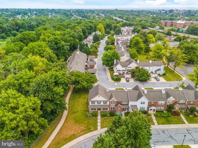 869 WATERFORD DR, Frederick, MD 21702