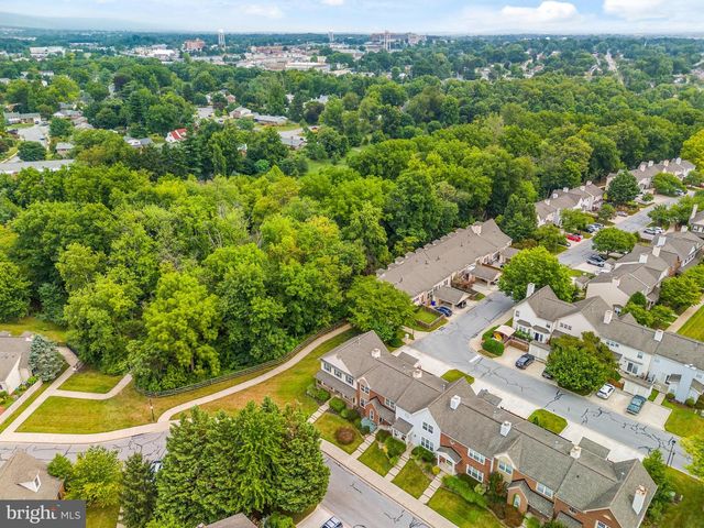 869 WATERFORD DR, Frederick, MD 21702