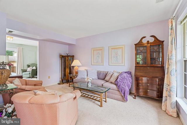 869 WATERFORD DR, Frederick, MD 21702
