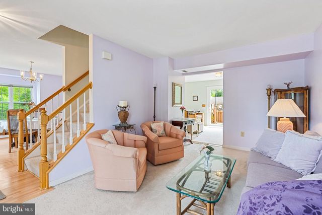 869 WATERFORD DR, Frederick, MD 21702