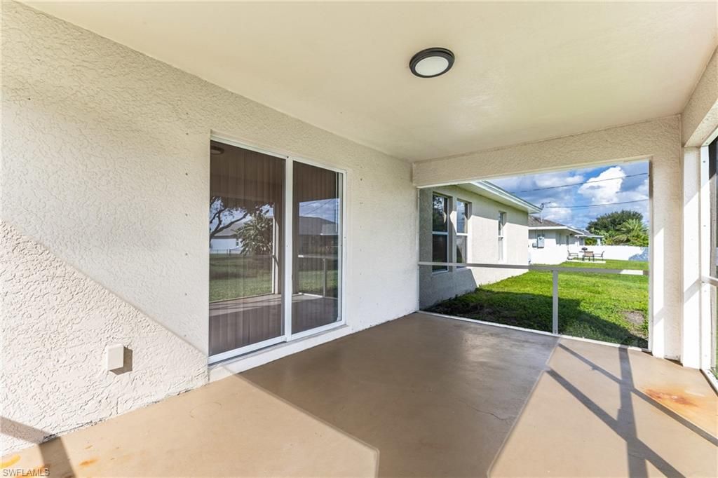 Image 31 of property listing at 408 NE 25th ST, Cape Coral, FL 33909