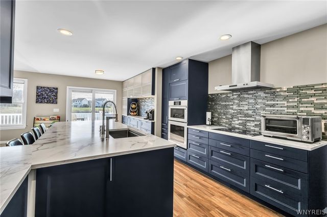 9574 English Ivy Court, Clarence, NY 14032