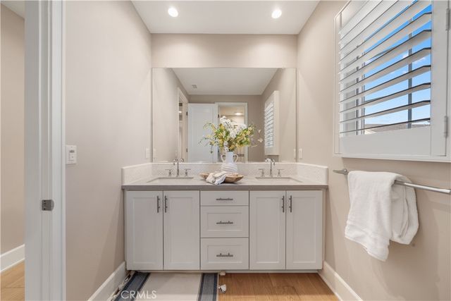 126 Bellini, Irvine, CA 92602
