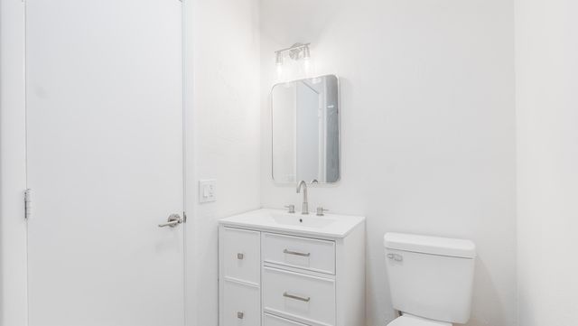 11477 NW 39th Court 301-1, Coral Springs, FL 33065