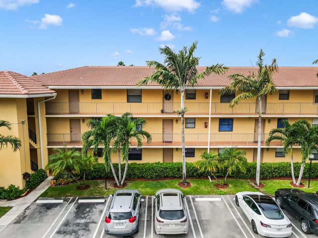 11477 NW 39th Court 301-1, Coral Springs, FL 33065