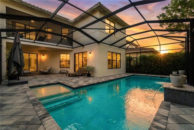 4654 Kensington CIR, Naples, FL 34119