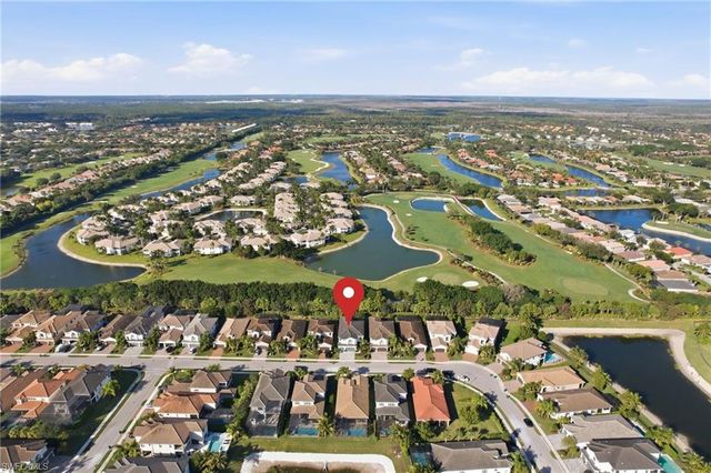 4654 Kensington CIR, Naples, FL 34119