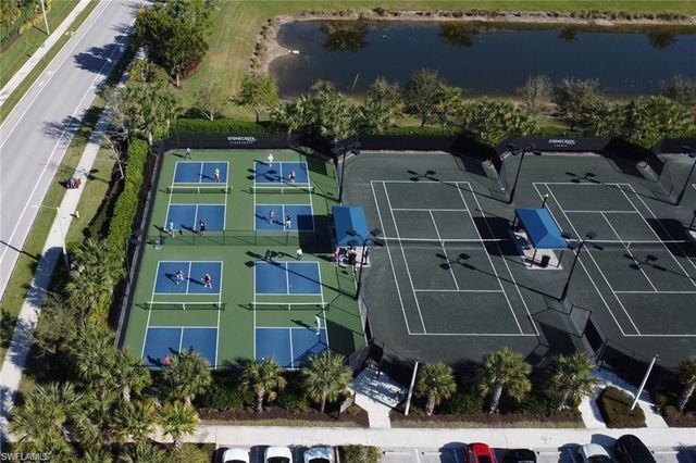 4654 Kensington CIR, Naples, FL 34119