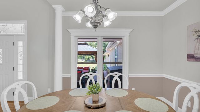 301 Dogwood Lane, Fort Oglethorpe, GA 30742