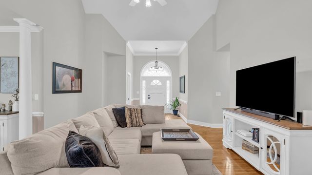 301 Dogwood Lane, Fort Oglethorpe, GA 30742