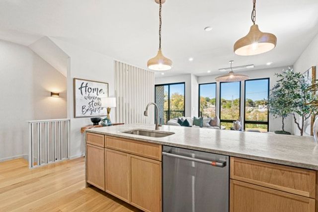 106 Grizzard Ave Apt 2, Nashville, TN 37207