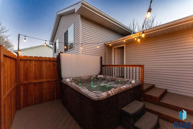 4208 N Jans Dr Drive, Sioux Falls, SD 57107