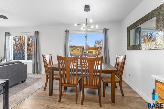 4208 N Jans Dr Drive, Sioux Falls, SD 57107