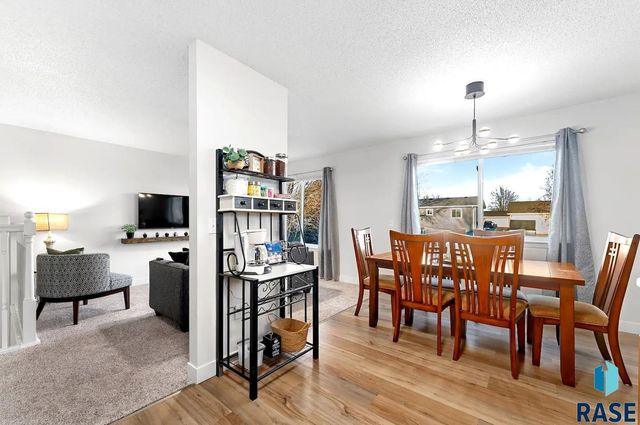 4208 N Jans Dr Drive, Sioux Falls, SD 57107