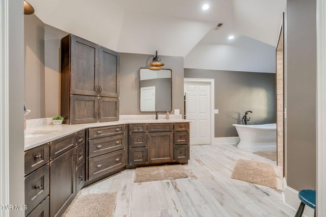 4806 Preston Park Drive, Kingsport, TN 37664
