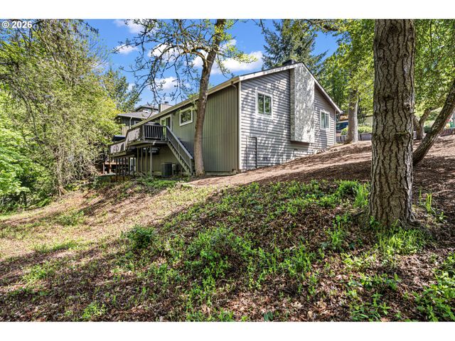 3317 VIDERA Dr, Eugene, OR 97405