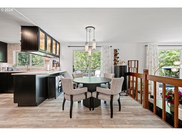 3317 VIDERA Dr, Eugene, OR 97405