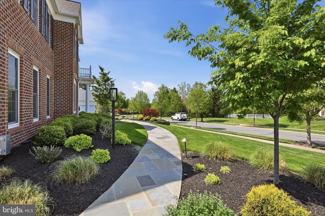 21164 LAUREL SPRINGS DR, Leesburg, VA 20175