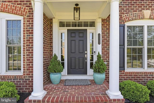 21164 LAUREL SPRINGS DR, Leesburg, VA 20175