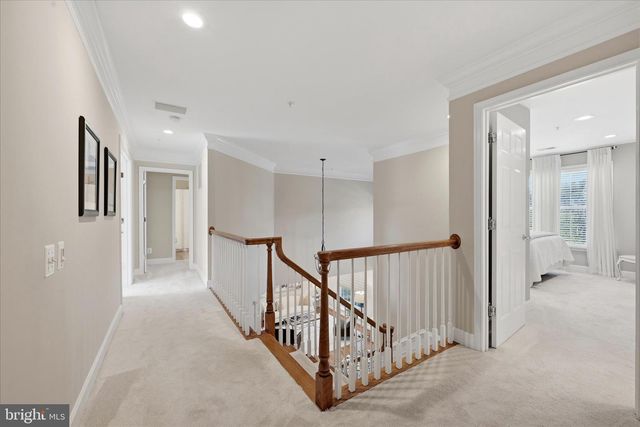 21164 LAUREL SPRINGS DR, Leesburg, VA 20175