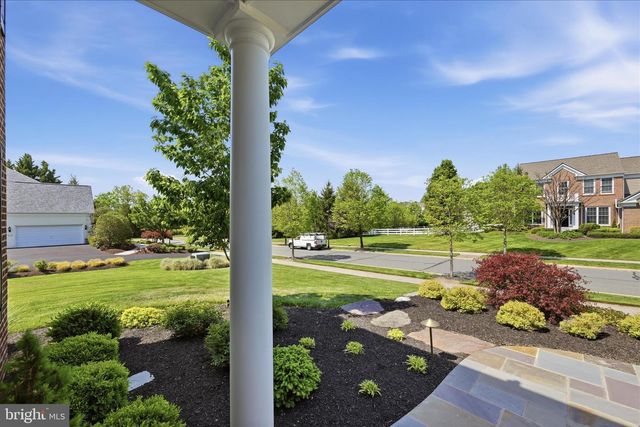 21164 LAUREL SPRINGS DR, Leesburg, VA 20175