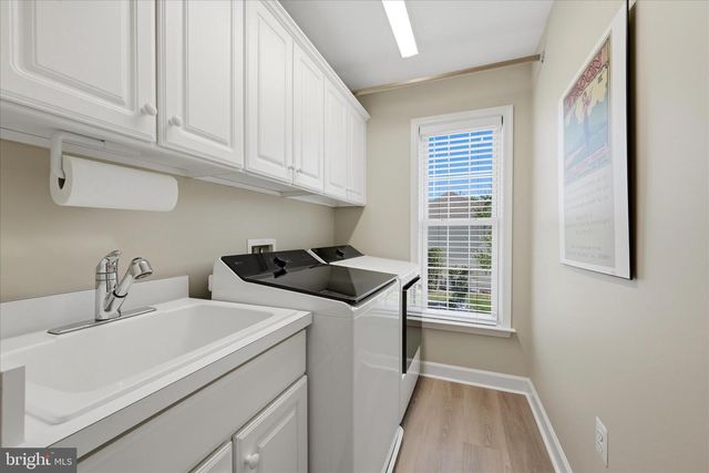 21164 LAUREL SPRINGS DR, Leesburg, VA 20175