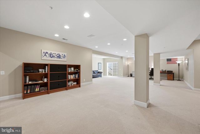 21164 LAUREL SPRINGS DR, Leesburg, VA 20175