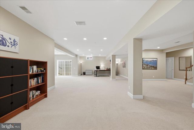 21164 LAUREL SPRINGS DR, Leesburg, VA 20175