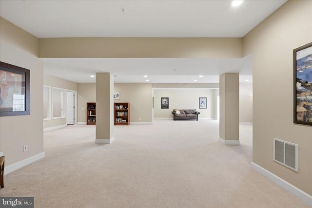 21164 LAUREL SPRINGS DR, Leesburg, VA 20175