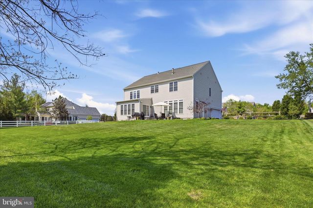 21164 LAUREL SPRINGS DR, Leesburg, VA 20175