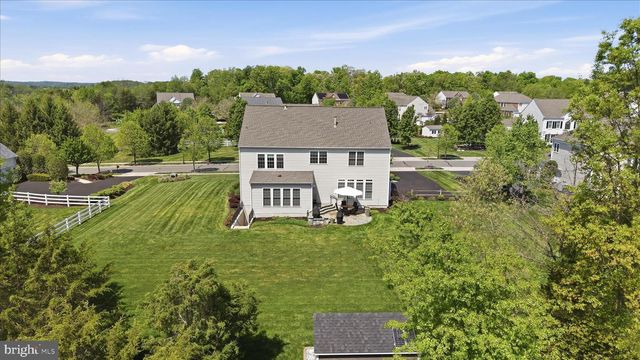 21164 LAUREL SPRINGS DR, Leesburg, VA 20175