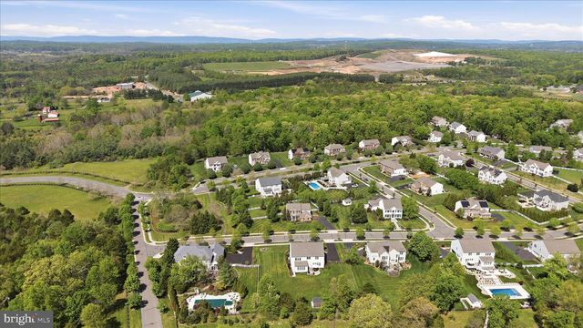 21164 LAUREL SPRINGS DR, Leesburg, VA 20175