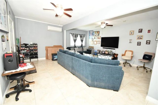 114 S Thorson, Compton, CA 90221