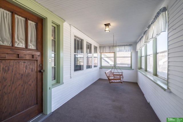 4575 Pacific Street, Omaha, NE 68106