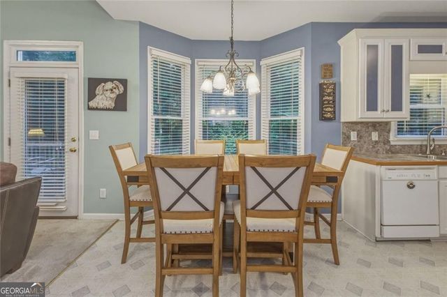 122 Vine Creek Place, Acworth, GA 30101