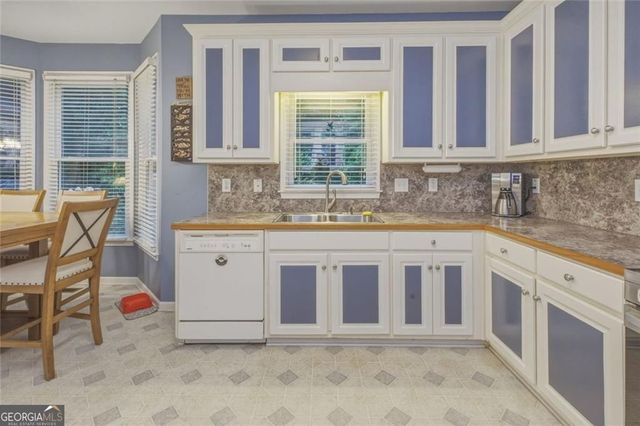 122 Vine Creek Place, Acworth, GA 30101
