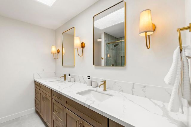 902 Royal Tern Way, Oceanside, CA 92057