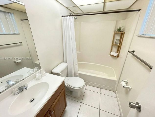 2800 NW 56th Avenue B207, Lauderhill, FL 33313