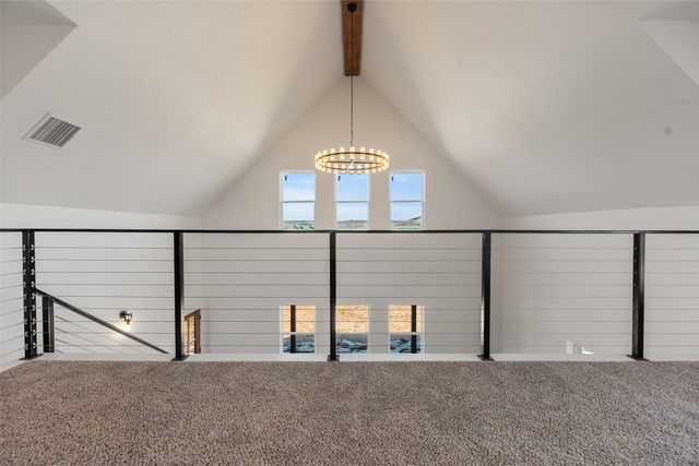 1053 Bluff Creek Drive, Strawn, TX 76475