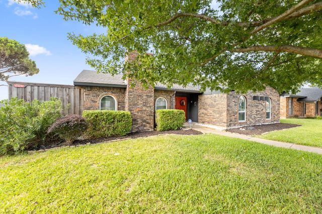 2902 High Plateau Drive, Garland, TX 75044