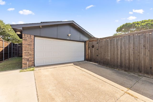 2902 High Plateau Drive, Garland, TX 75044