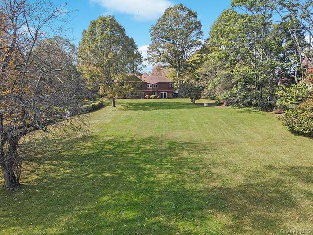 37 Hyatt Road, Briarcliff Manor, NY 10510