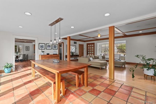 37 Hyatt Road, Briarcliff Manor, NY 10510