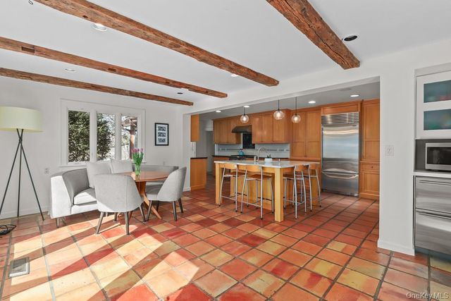 37 Hyatt Road, Briarcliff Manor, NY 10510